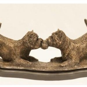 Cairn Terrier -Tug O'War